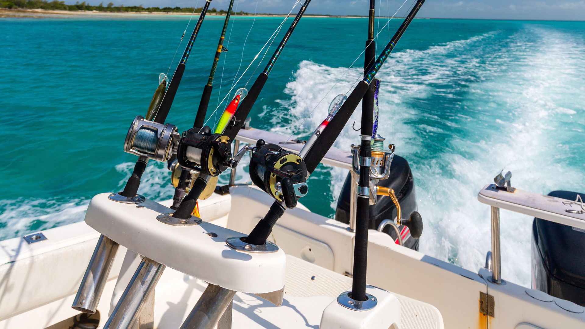 Fishing Gear: Reel in the Big One, Captain!