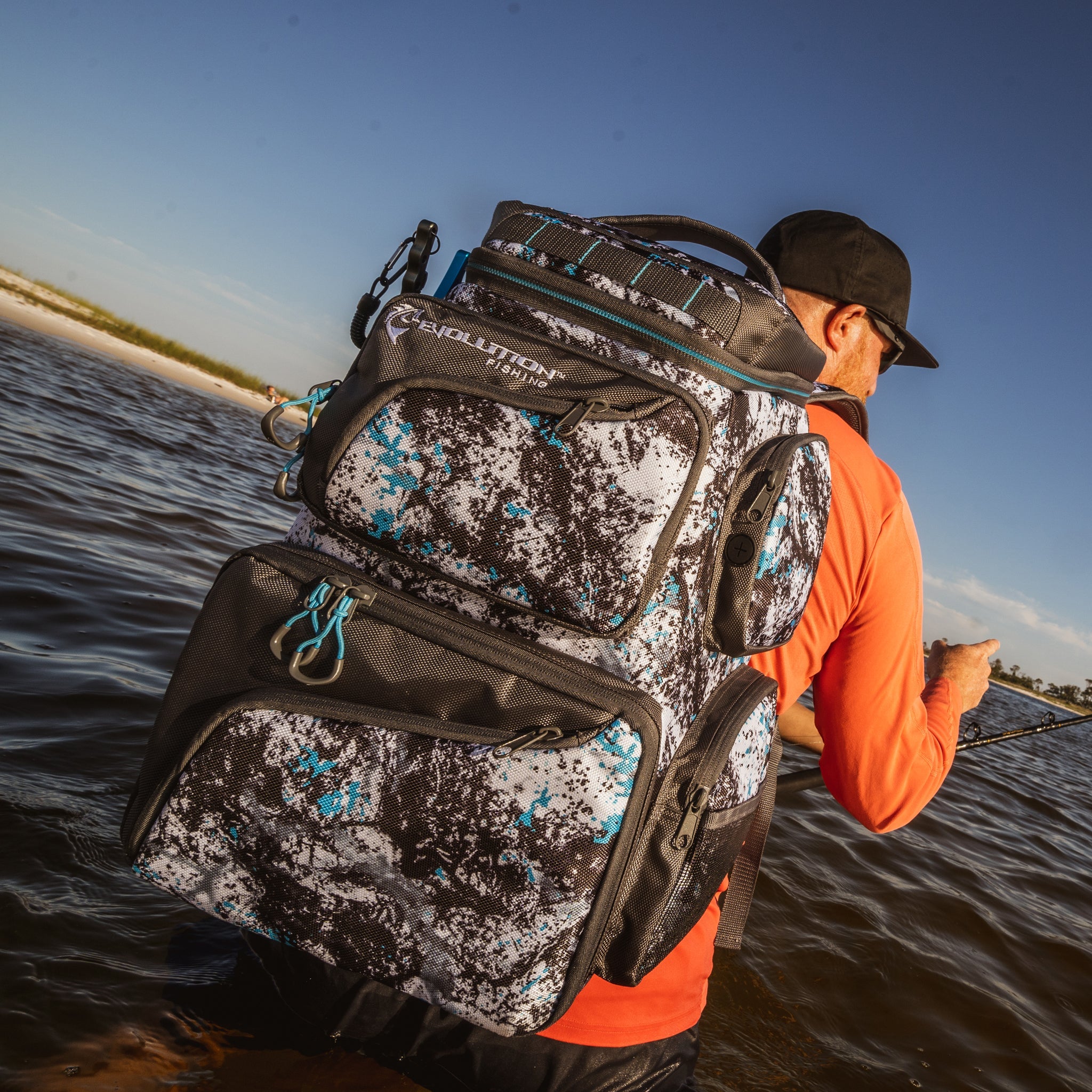 Largemouth 3600 Tackle Backpack - Quartz Blue