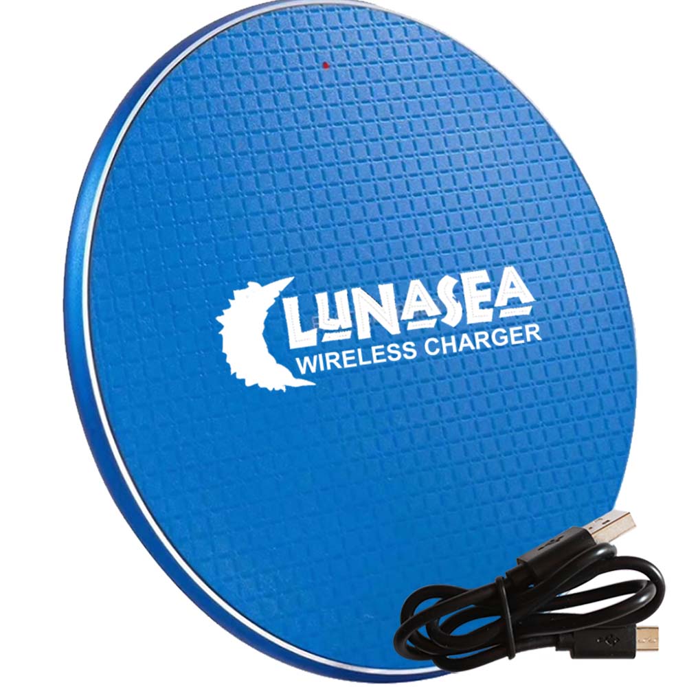 Lunasea LunaSafe 10W Qi Charge Pad USB Powered - Power Supply Not Included [LLB - 63AS - 01 - 00]